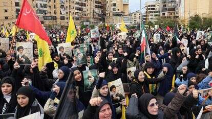 עצרת זיכרון שנערכה על ידי תומכי תנועת חיזבאללה המוסלמית השיעית בלבנון לאחר מותו של המנהיג העליון של איראן | AFP