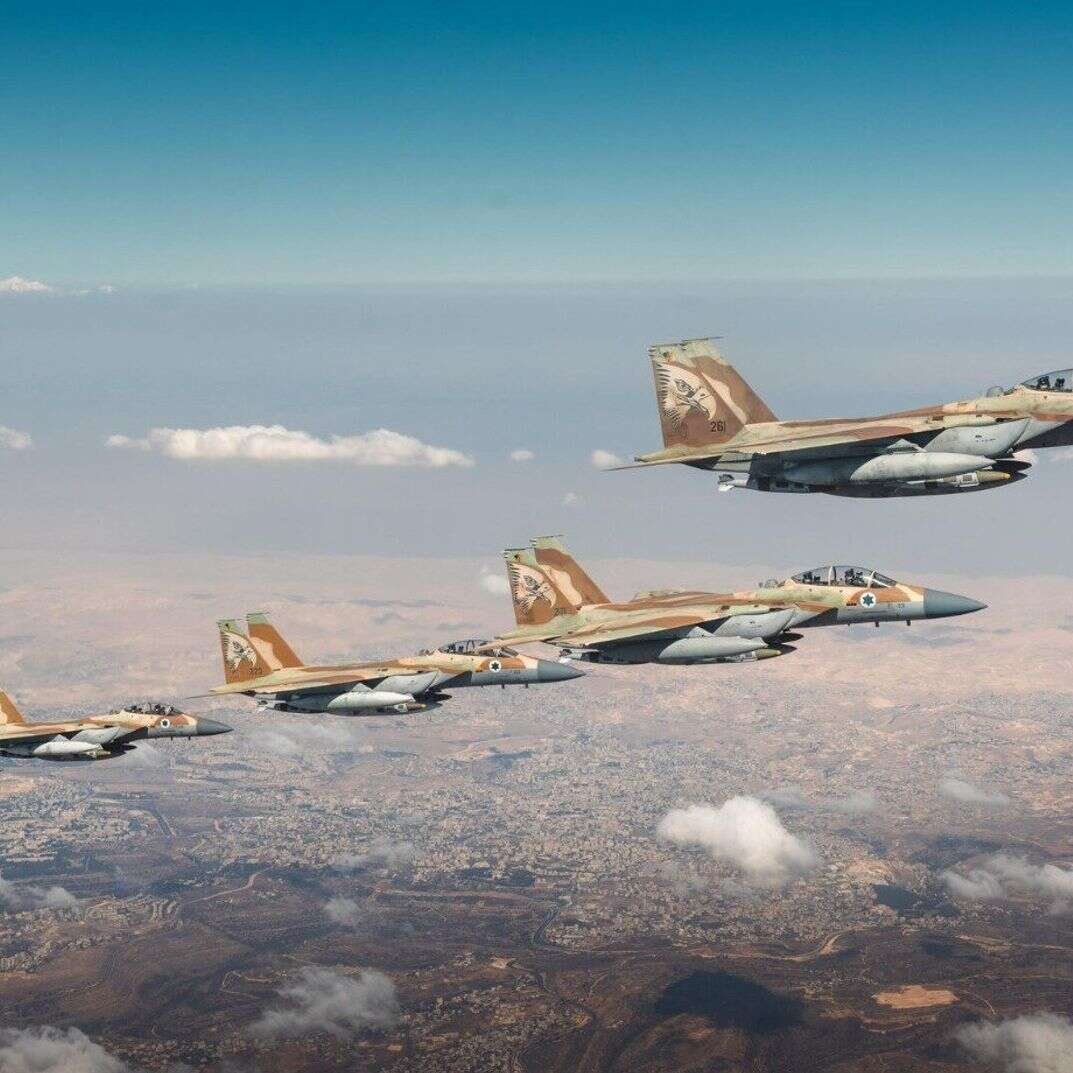 מטוסי קרב F-15I בדרכם לתקיפה בטהרן | דובר צה"ל