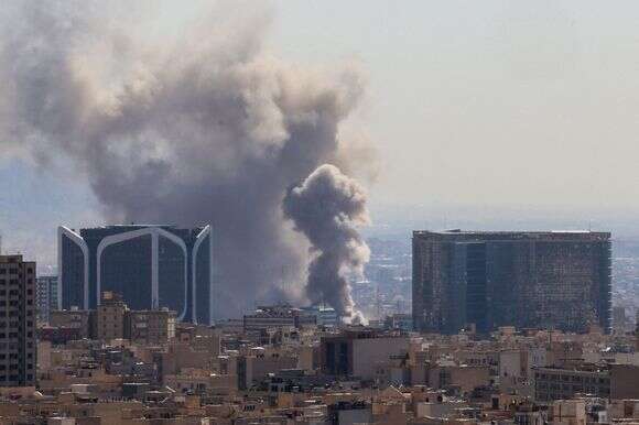 טהרן לאחר הפצצה במבצע שאגת הארי | ATTA KENARE / AFP טהרן לאחר הפצצה במבצע שאגת הארי | ATTA KENARE / AFP