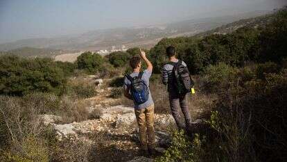 מטיילים בעמק האלה, ליד בית שמש | הדס פרוש // פלאש 90