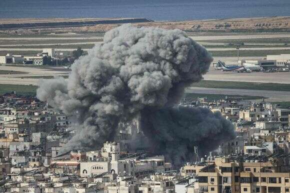 תקיפה של צה"ל בביירות, מבצע "שאגת הארי" | אברהם עמרו / AFP