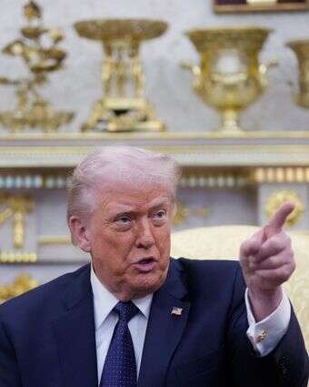 הנשיא דונלד טראמפ נואם במהלך פגישה עם קנצלר גרמניה פרידריך מרץ בחדר הסגלגל בבית הלבן | AP