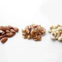 אגוזים, שקדים, קשיו | אפרת ליכטנשטט