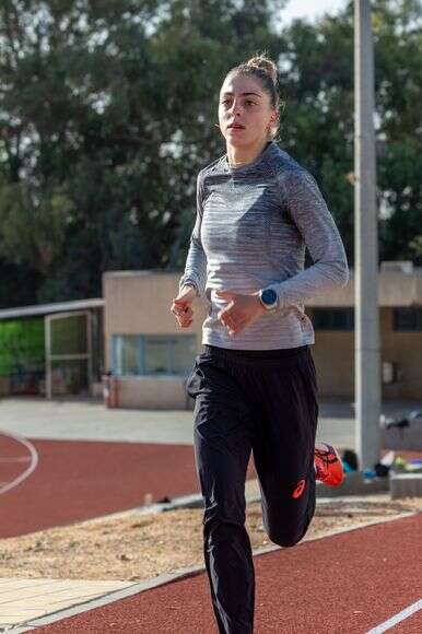 אביב לוי | יוסי אלוני