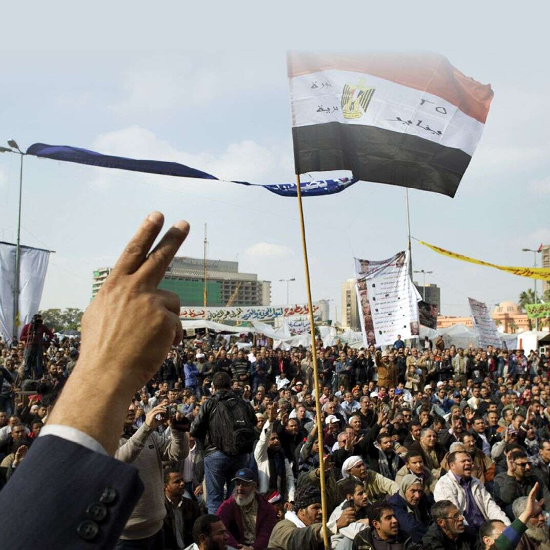 איך משטרים נופלים | AFP