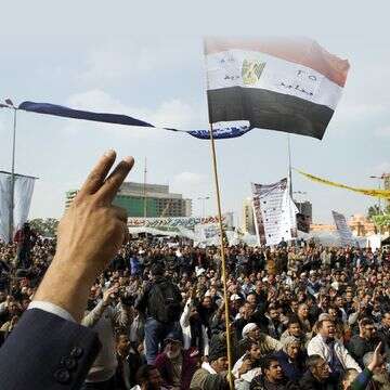 איך משטרים נופלים | AFP