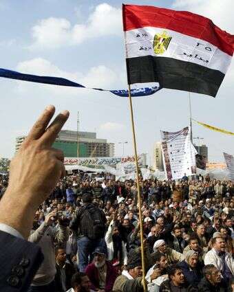 איך משטרים נופלים דף הבית | AFP