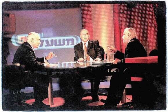 המציא את ז'אנר אולפני הצעקות. עימות נתניהו ומרדכי באולפן "משעל חם", לפני בחירות 1999 | אלי דסה