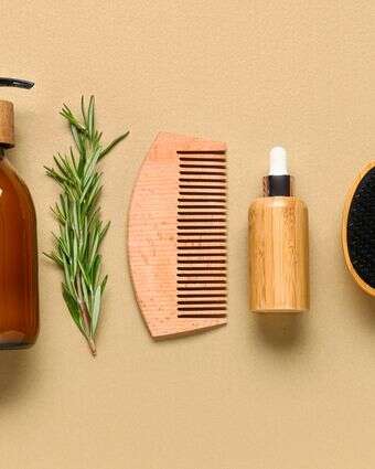 שמן רוזמרין | שאטרסטוק