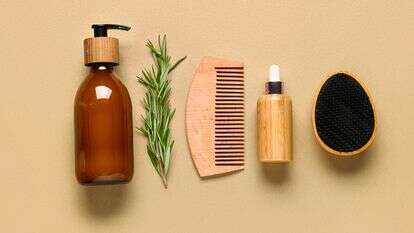 שמן רוזמרין | שאטרסטוק