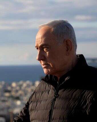 ראש ממשלת ישראל בנימין נתניהו נואם נאום מגג הקריה בתל אביב | EPA/AVI OHAYON/GPO