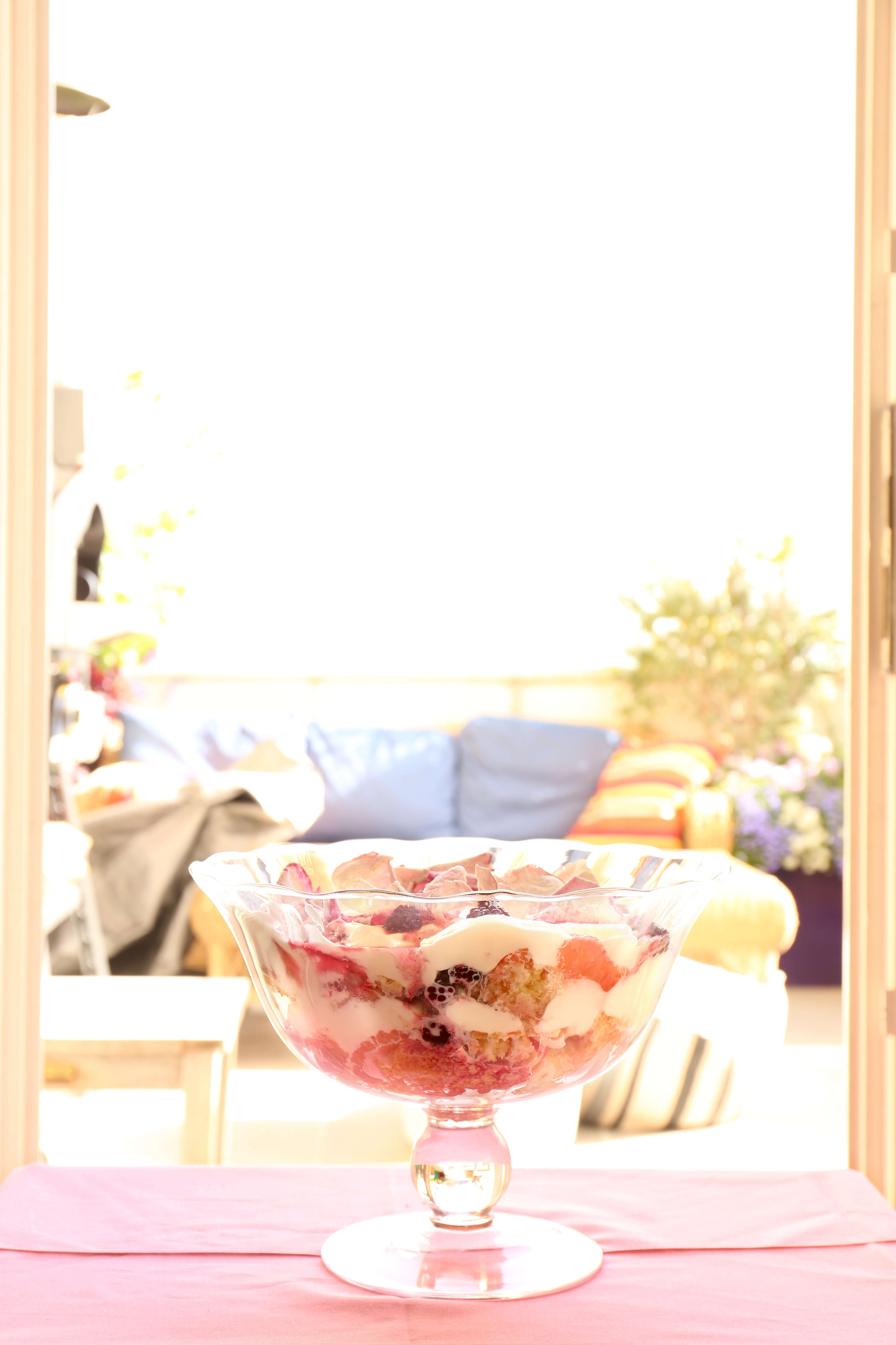 קינוח שכבות מרהיב שמכינים בקערה אחת | אפרת ליכטנשטט