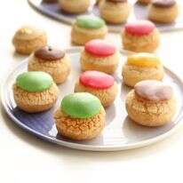 פחזניות | אפרת ליכטנשטט