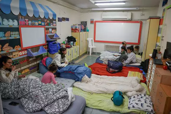 חופש, עכשיו. ילדים במקלט בירושלים, השבוע | רחל אלרועי, פלאש 90 חופש, עכשיו. ילדים במקלט בירושלים, השבוע | רחל אלרועי, פלאש 90