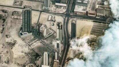 הנזק שנגרם לאחר מתקפת רחפן במנאמה, בירת בחריין | AFP) / RESTRICTED TO EDITORIAL USE - MANDATORY CREDIT AFP PHOTO