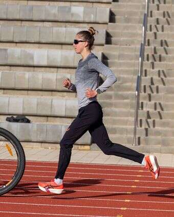 אביב הגיעה דף הבית | יוסי אלוני