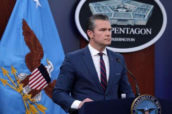 כבר מדבר עלשינוי משטר. שר המלחמה האמריקני, פיט הגסת' | AFP