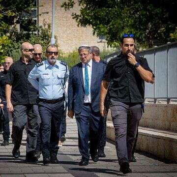 השר איתמר בן־גביר עם מפכ"ל המשטרה דני לוי | אורן בן חקון - פלאש 90