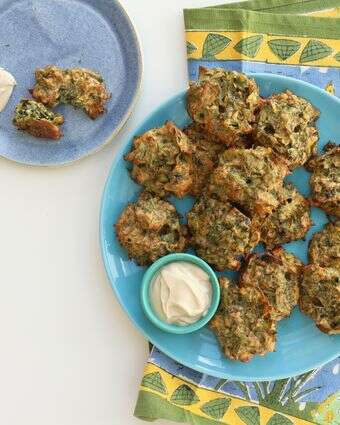 מסיור ליקוט למטבח: לביבות תרד מקמח עדשים | אפרת ליכטנשטט