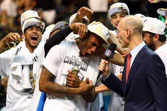 רגע מכונן בקריירה. זכייה ב–2014 עם סן–אנתוניו | איי.אף.פי