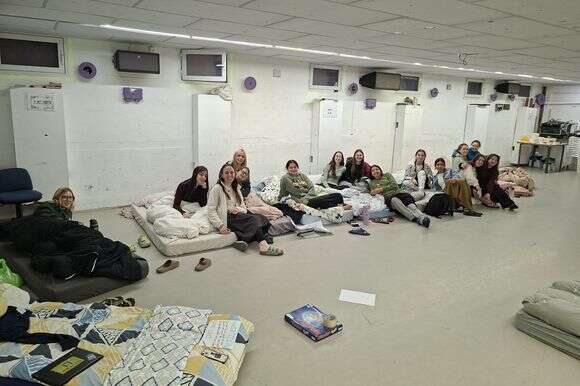 התלמידות מחו"ל שנותרו באולפנה | באדיבות אולפנת בני עקיבא אמנה כפר סבא