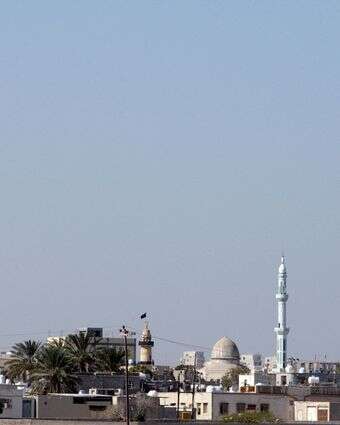 מבט על האי קשם, המשקיף על נתיב המים האסטרטגי של מצר הורמוז, איראן, | AP Photo/Vahid Salemi