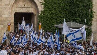 בני הציונות הדתית בריקוד דגלים בירושלים 2025 | חיים גולדברג - פלאש 90