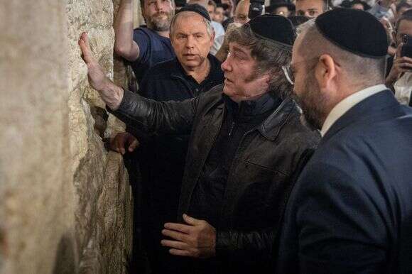 וחאבייר מיליי בכותל | איי.אף.פי