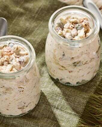 שיבולת שועל עם אגסים | טום מקורקל; עיצוב אוכל מאת ג'ינה ניסטיקו/שניהם עבור הוושינגטון פוסט