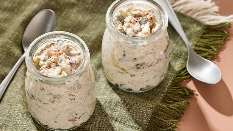 שיבולת שועל עם אגסים | טום מקורקל; עיצוב אוכל מאת ג'ינה ניסטיקו/שניהם עבור הוושינגטון פוסט