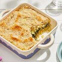 תבשיל תפוח אדמה, כרובית ותרד | טום מקורקל עבור הוושינגטון פוסט; עיצוב אוכל מאת ג'ינה ניסטיקו עבור הוושינגטון פוסט