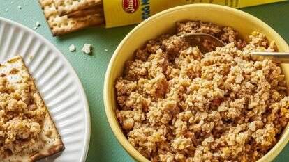 חרוסת תפוחים ואגוזים | ריי לופז עבור הוושינגטון פוסט