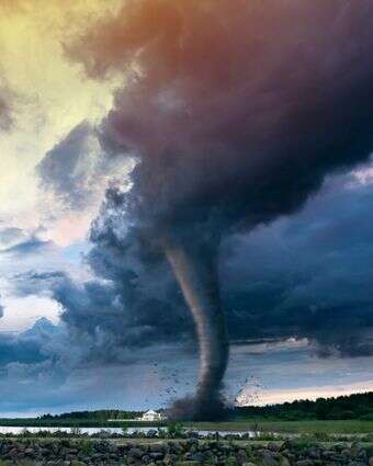 סופת הוריקן | שאטרסטוק