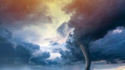 סופת הוריקן | שאטרסטוק