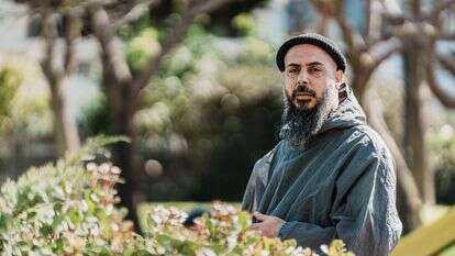 "מי שרוצה מקום צריך לקחת אותו, להתעקש עליו, לקבוע יתדות". חסן | אנצ'ו גוש, ג'יני