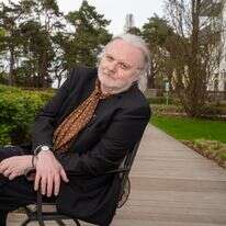 מציב את המילים במרכז. יון פוסה | גטי אימג'ס