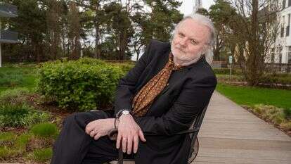 מציב את המילים במרכז. יון פוסה | גטי אימג'ס