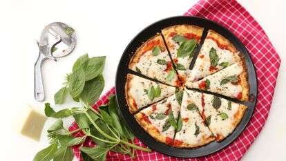 פיצה ללא פיצה | אפרת ליכטנשטט פיצה ללא פיצה | אפרת ליכטנשטט