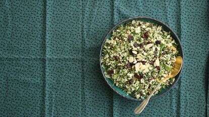 סלט כרובית טרי | אפרת ליכטנשטט