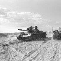 פצועים מזמן אחר דף הבית | יגאל תומרקין - לע"מ