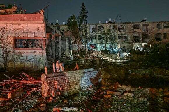 ההרס הרב בזירת הנפילה בערד | עדיאל אלגי, פלאש 90