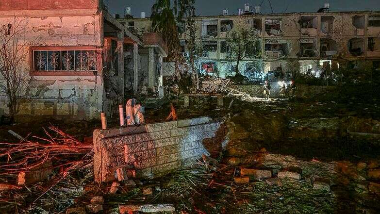 ההרס הרב בזירת הנפילה בערד | עדיאל אלגי, פלאש 90