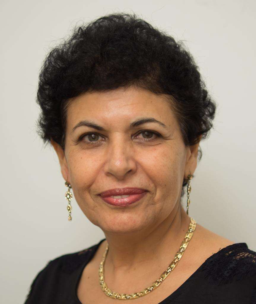 הסופרת שרה אהרוני | עמית מונבז