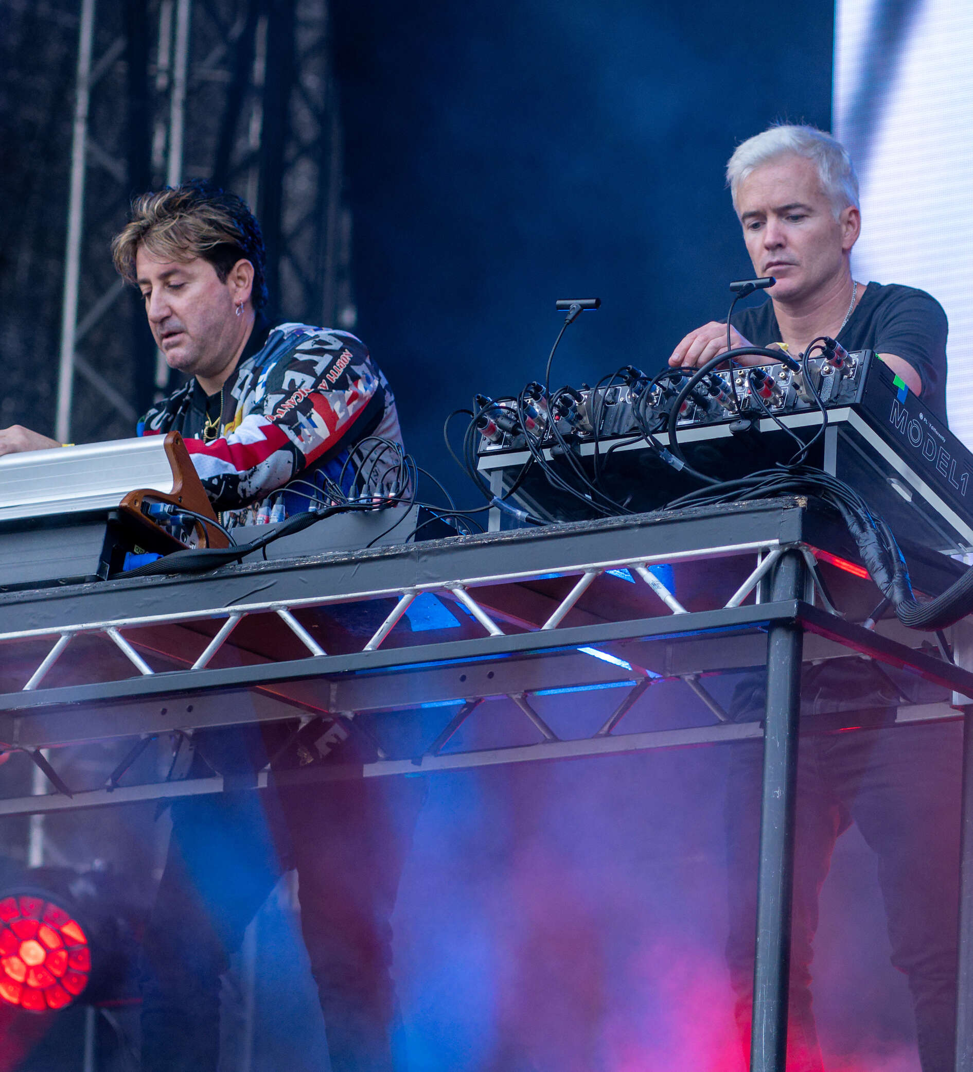 עוד חוזר הסימפול דף הבית | Raph_PH, מתוך ויקיפדיה