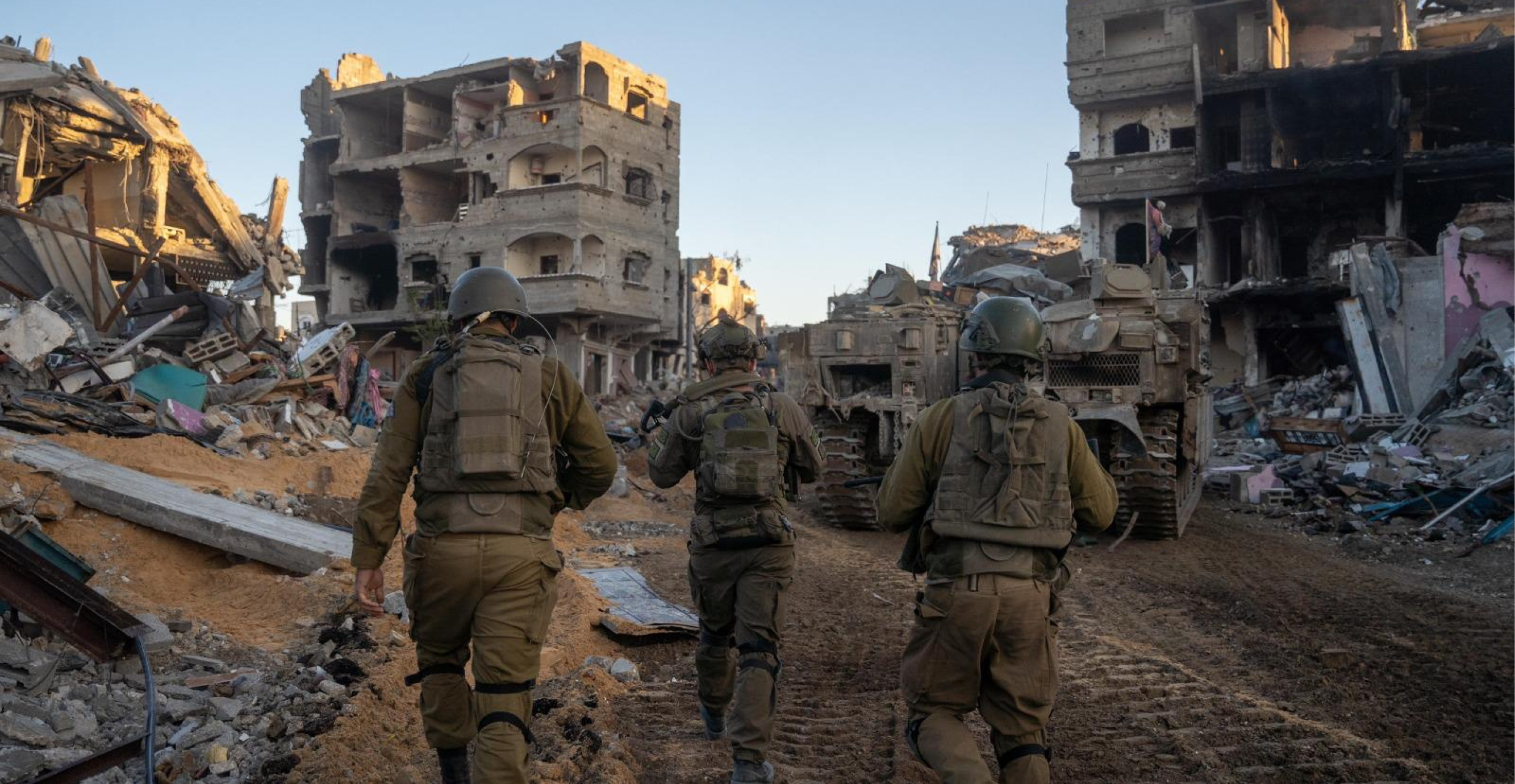 "על הגבול חייבים להגן מעבר לקו הגבול". חיילי צה"ל ברצועת עזה | דו"צ