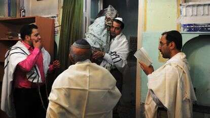 בכתבי חומייני ובעיתונות השמרנית באיראן בולטת השנאה היוקדת כלפי היהדות והיהודים. בית כנסת באספהאן, 2011 | גטי אימג'ס