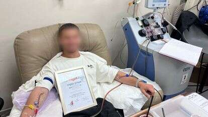 סמל ע' בשעת תרומת מח העצם | עזר מציון סמל ע' בשעת תרומת מח העצם | עזר מציון