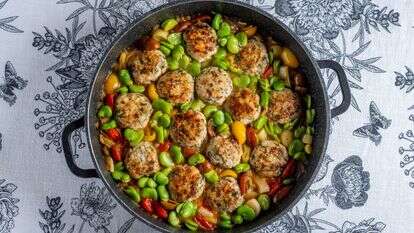 קציצות דגים עם פול ירוק | גיא אשכנזי, Agency Karela קציצות דגים עם פול ירוק | גיא אשכנזי, Agency Karela