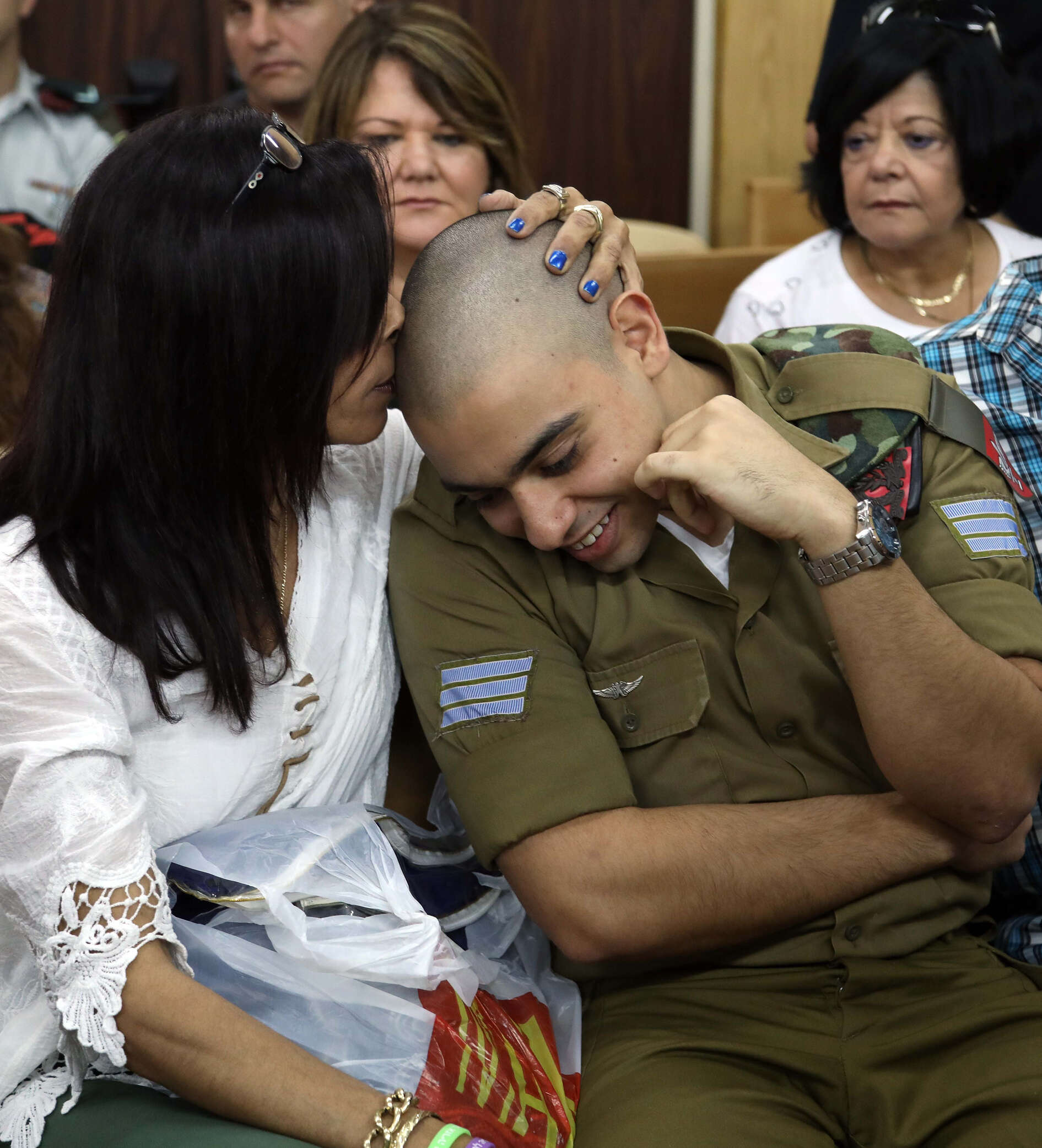 10 שנים לפרשת אלאור אזריה: קצינים, עיתונאים ובני משפחה חוזרים לרגע ההוא