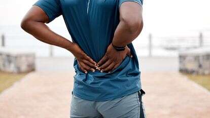 כאב גב | שאטרסטוק כאב גב | שאטרסטוק